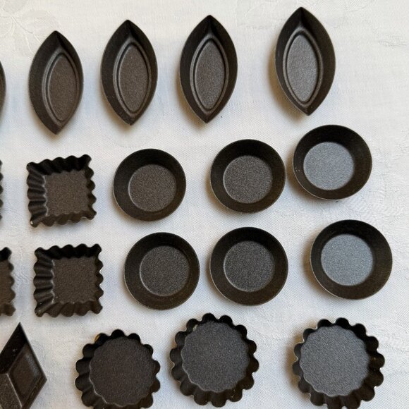 29 NonStick Tart Tin Mini Molds Assorted Shapes - Picture 4 of 5